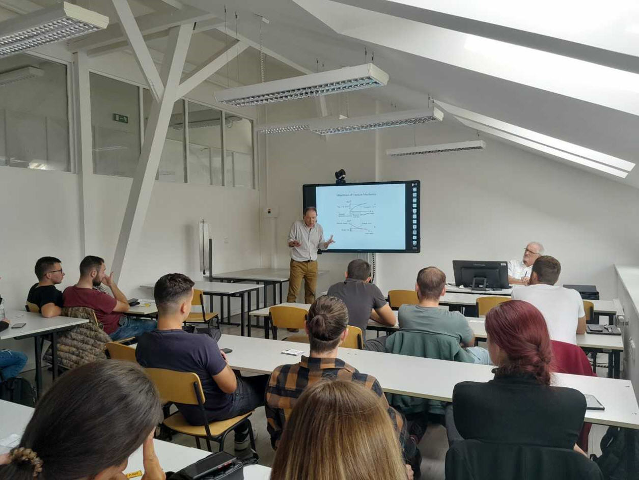 Prednáška profesora Vladislava Mantiča z Univerzity v Seville – 25. september 2024