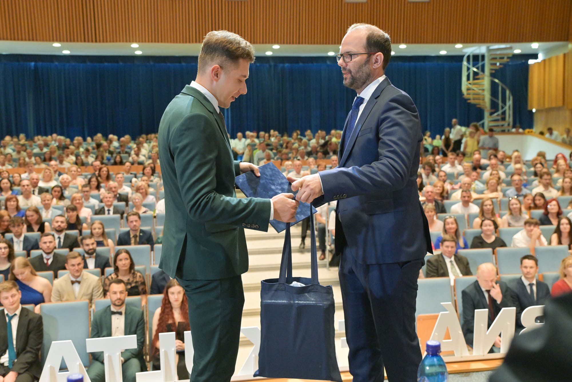 Slávnostné odovzdávanie inžinierskych diplomov absolventom Stavebnej fakulty TUKE – 30. jún 2025