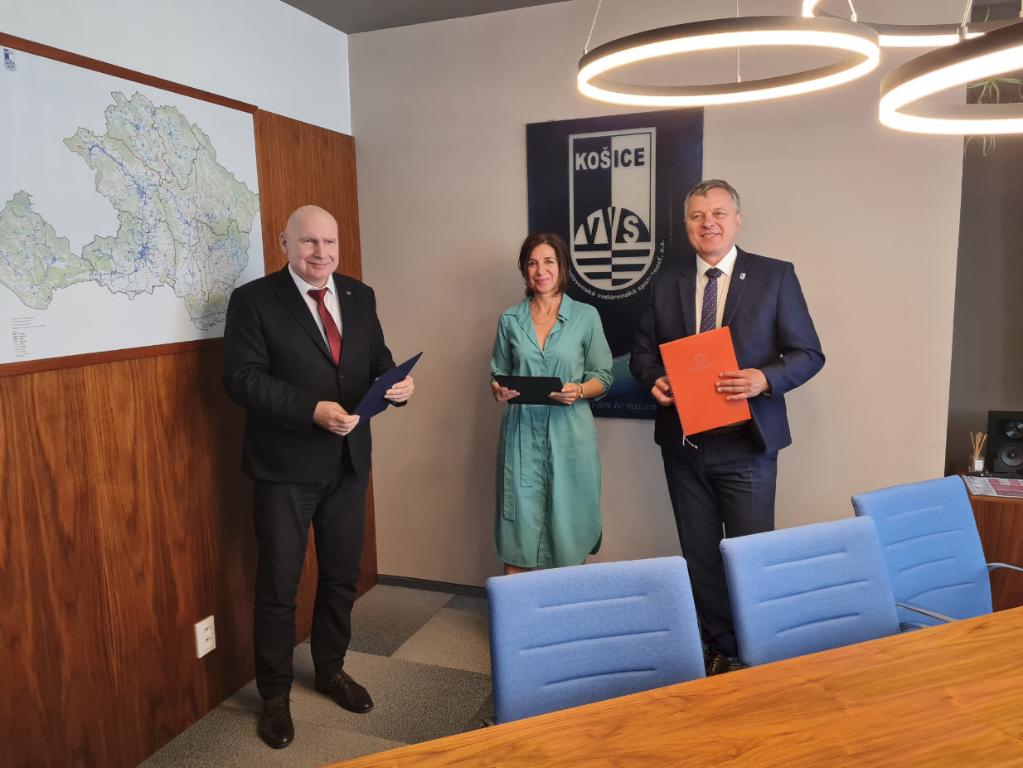 Podpísanie „Memoranda o spolupráci medzi Stavebnou fakultou TUKE a Východoslovenskou vodárenskou spoločnosťou, a.s.“ – 29. máj 2024