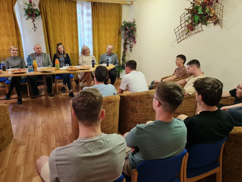 Stretnutie vedenia SvF TUKE so študentmi fakulty – 28. apríl 2025