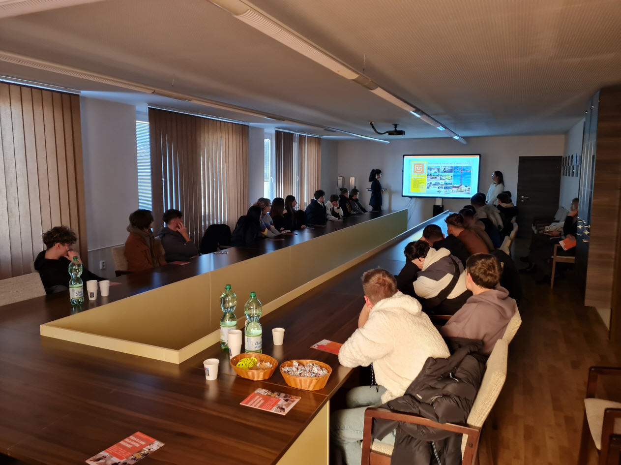 Študenti Strednej priemyselnej školy techniky a dizajnu z Popradu na Stavebnej fakulte TUKE – 21. november 2024
