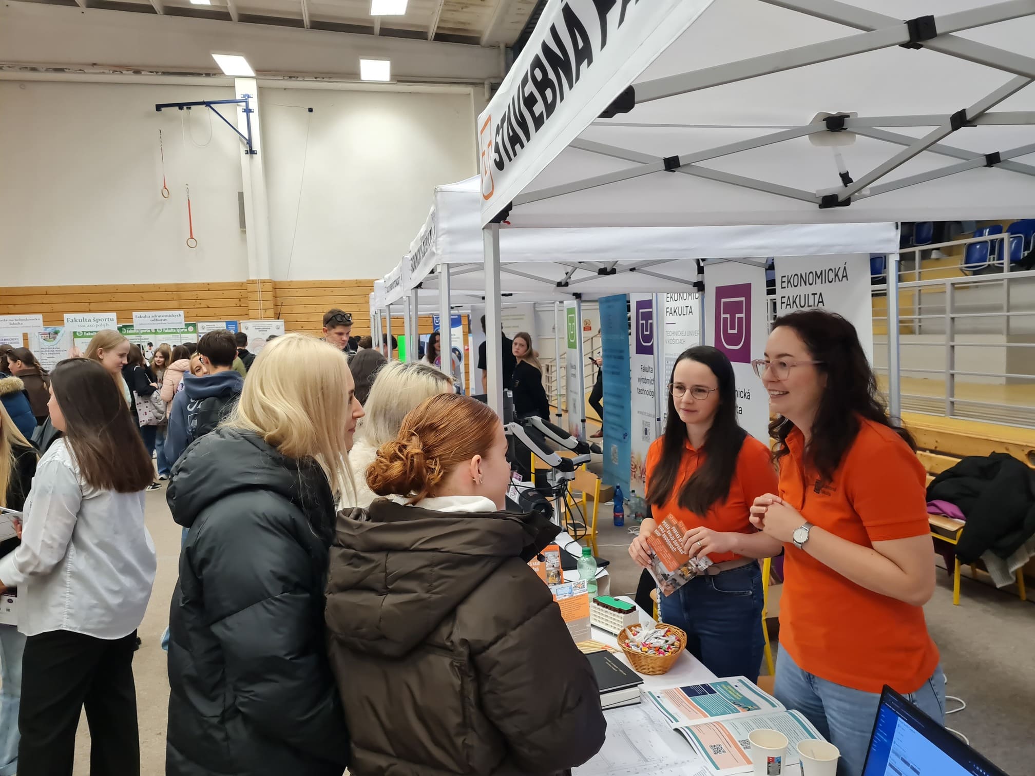 Výstava VŠ študentom KSK a PSK – 12. november 2025