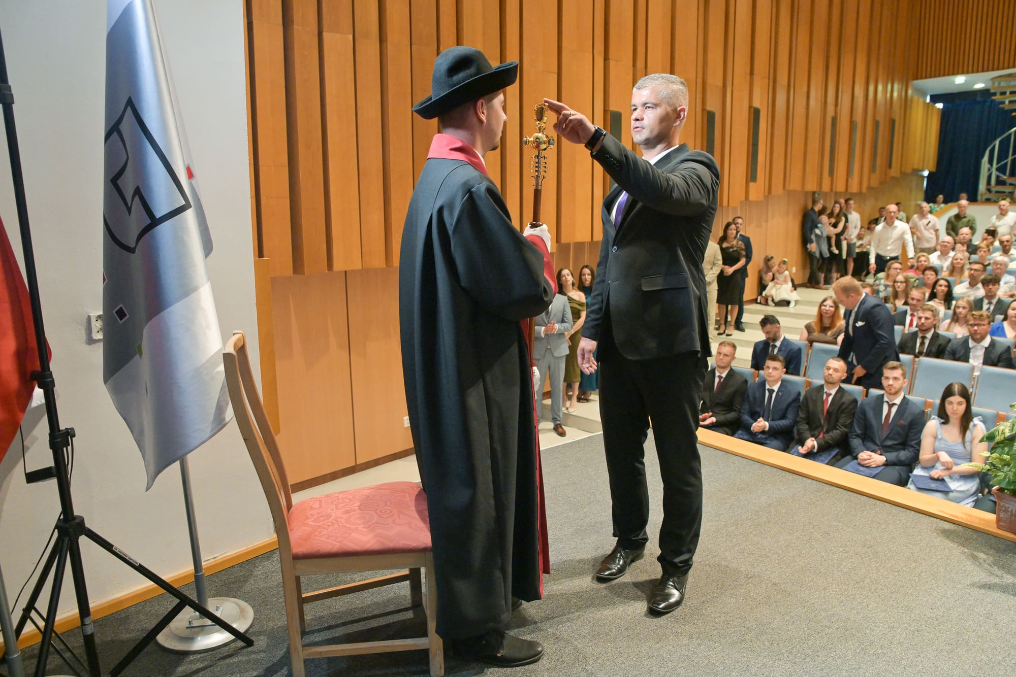 Slávnostné odovzdávanie inžinierskych diplomov absolventom Stavebnej fakulty TUKE – 30. jún 2025